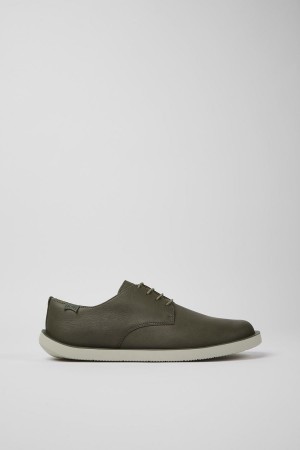 Green Men's Camper Wagon Leather Sneakers | 1349507-BG