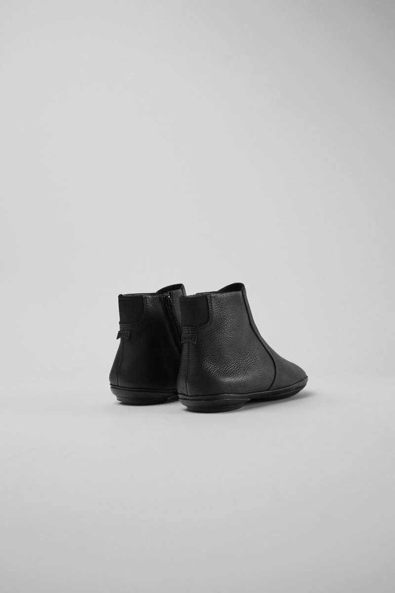 Black Women's Camper Right Ankle Boots | 0421398-ZB