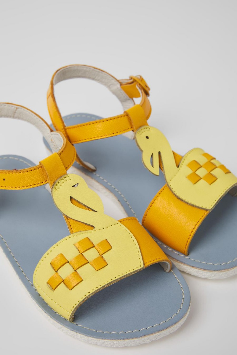 Yellow Girls' Camper Twins Leather Sandals | 2683915-AF